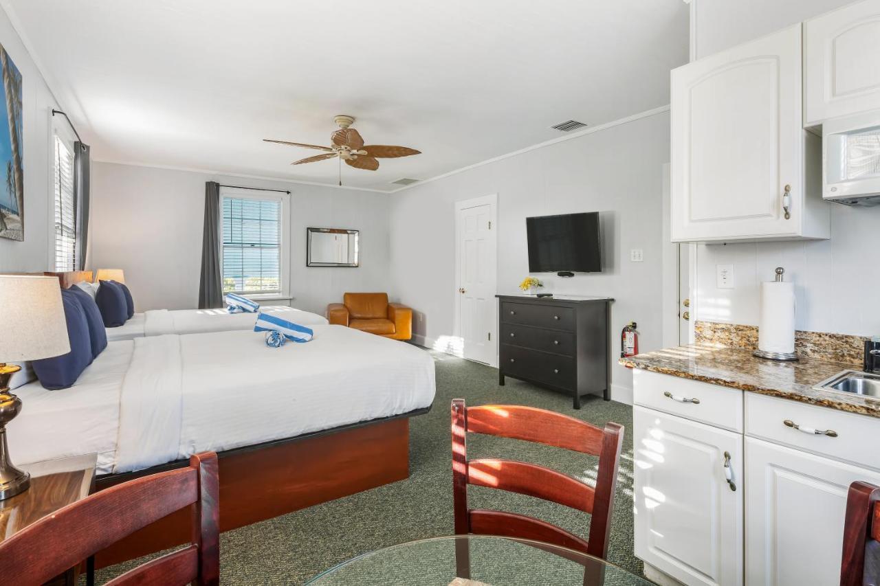 Kona Kai Oasis Bed & Breakfast Key West Exterior photo