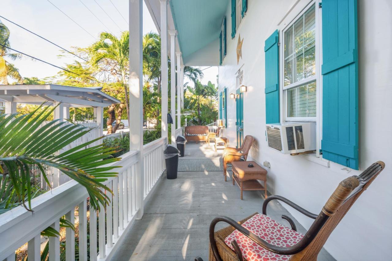 Kona Kai Oasis Bed & Breakfast Key West Exterior photo