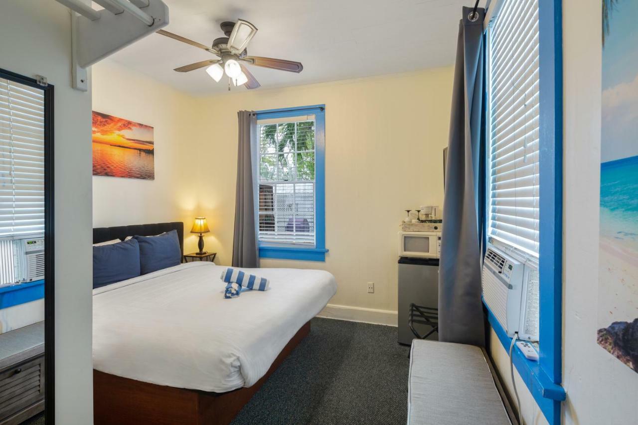 Kona Kai Oasis Bed & Breakfast Key West Exterior photo